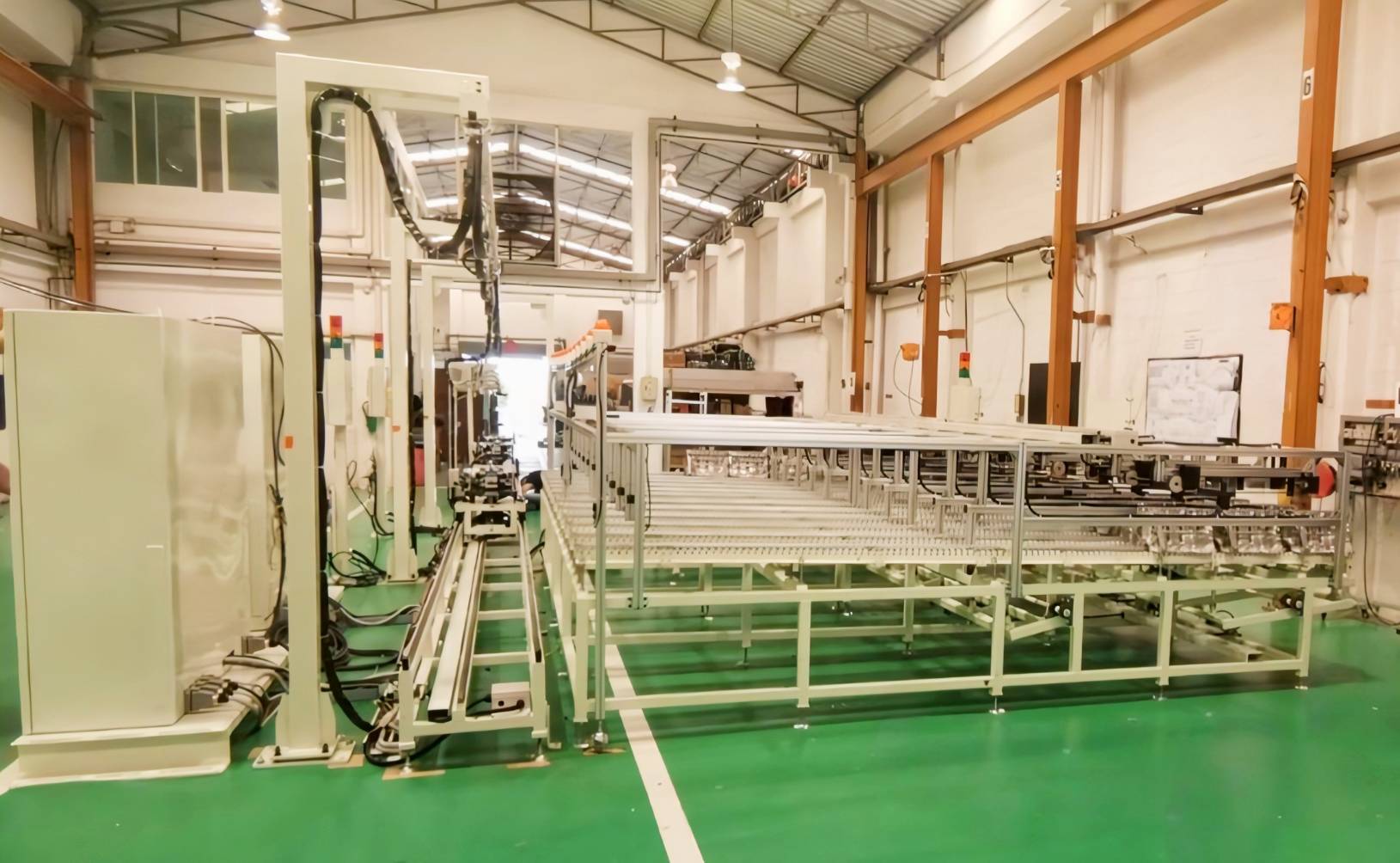 Automated conveying system by KUROITSU (THAILAND) CO., LTD..jpg
